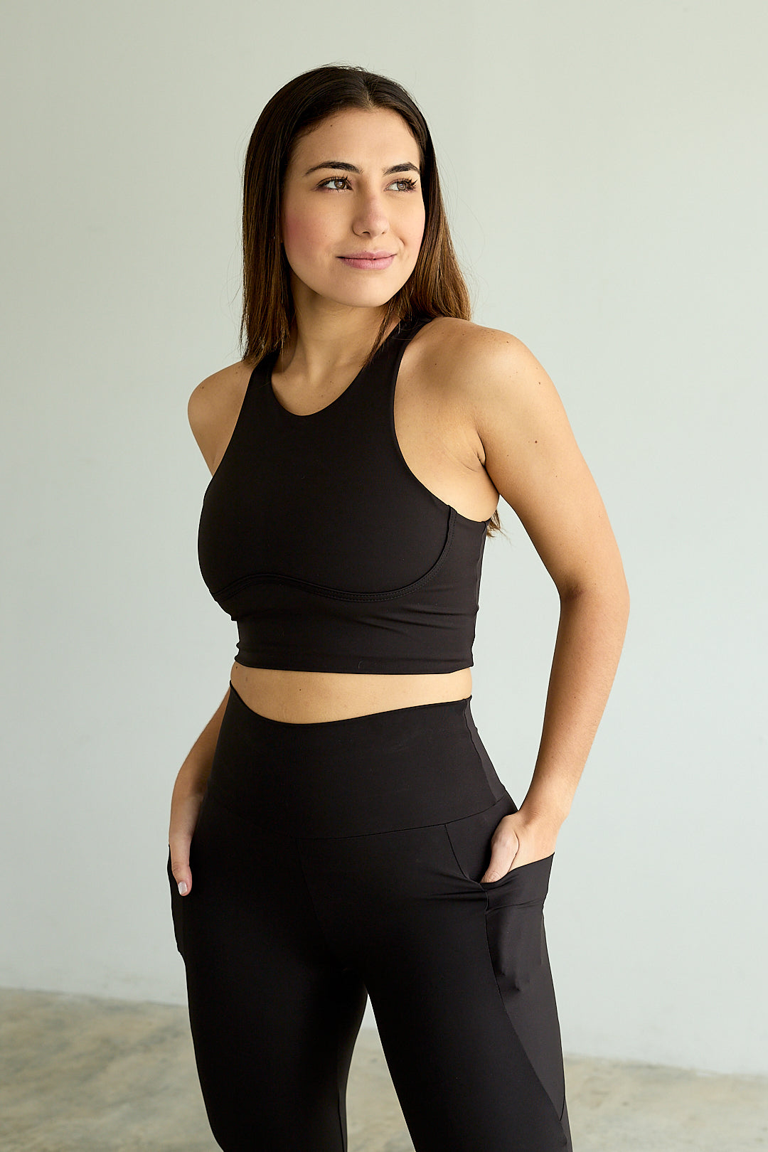 Set Elena